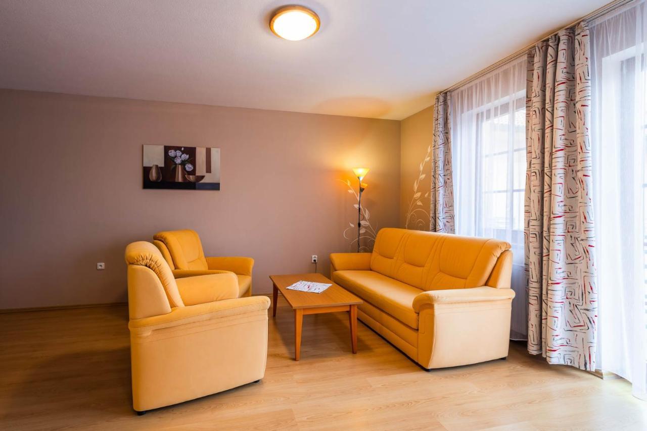 Apartman Eliska Třeboň 外观 照片