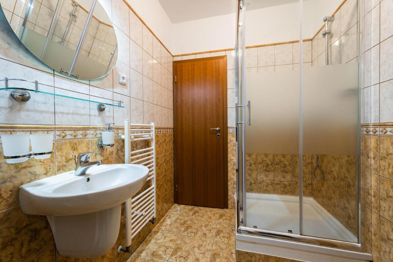 Apartman Eliska Třeboň 外观 照片